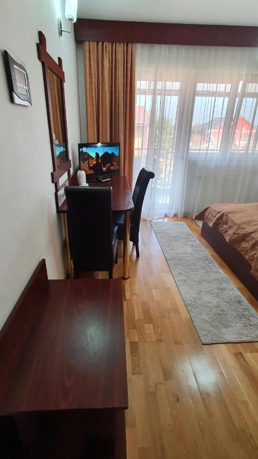 Pensiunea Select Арад Екстер'єр фото
